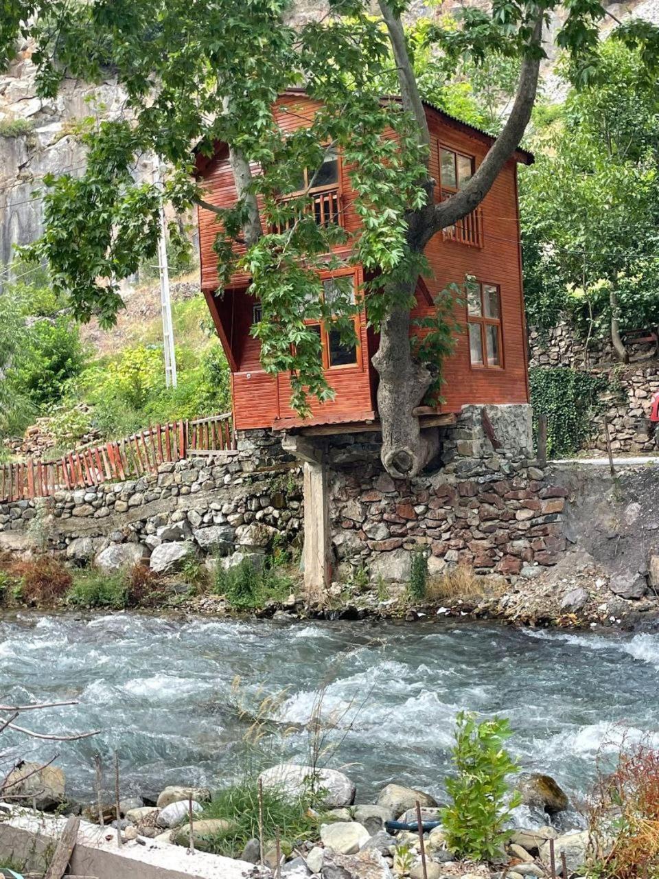 فندق Kapuzbasi Selalesi Bastuerk Dinlenme Tesisleri Büyükçakır المظهر الخارجي الصورة